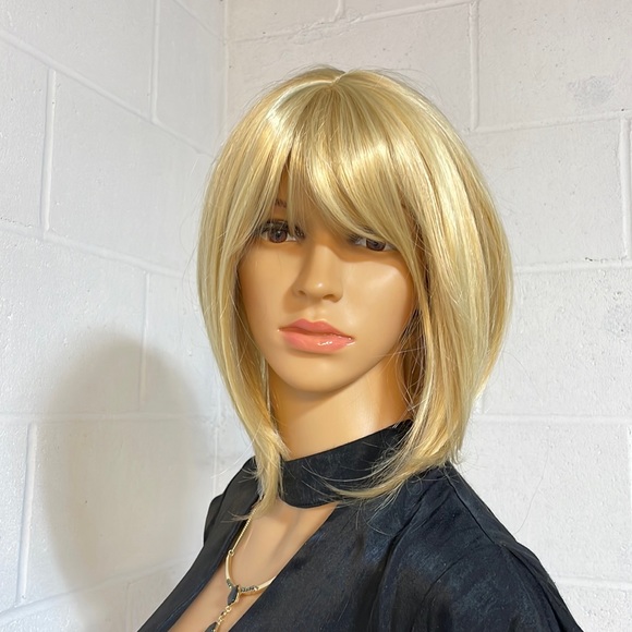 NWT 12” golden blonde w strawberry blonde highlights bangs bob straight wig chin - Picture 6 of 16